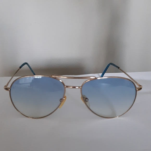 Vintage Gucci Gold Aviator Sunglasses Blue Lenses